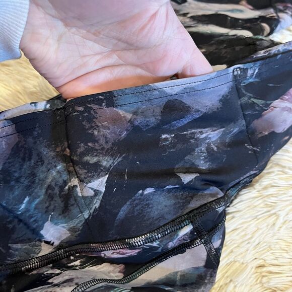 Lululemon Size 8 Fast Free Tight II 25" Non-Reflective Glacier Camo Starlight - Picture 12 of 14
